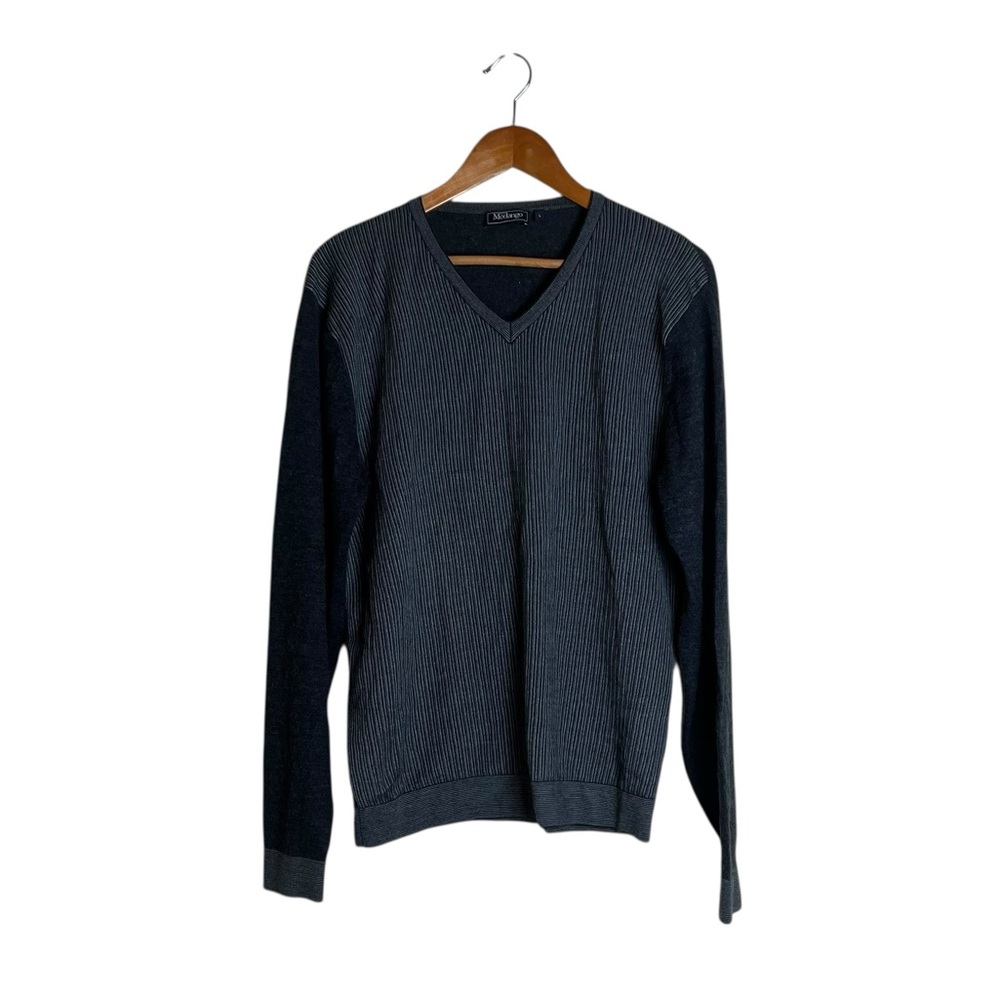 Men's V-Neck Sweater in Black and Gray